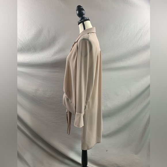 Brian Bailey High Low Blouse - Picture 3 of 6